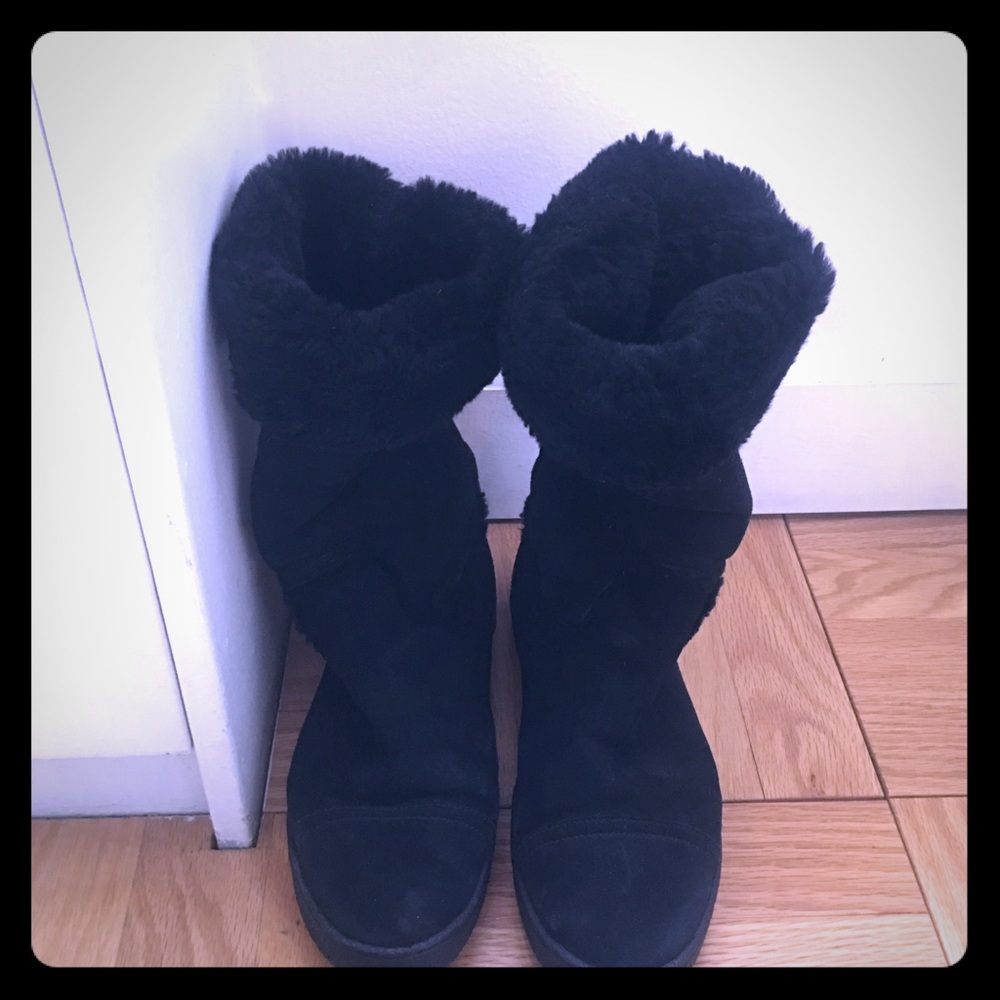 Chanel fleece lined boots!!!